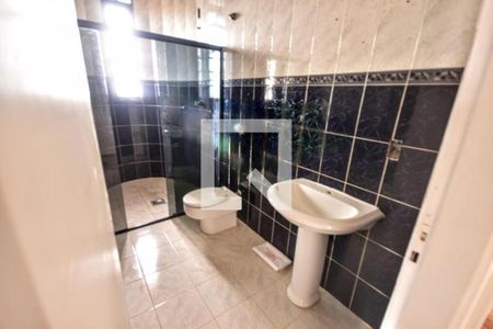 Casa à venda com 300m², 5 quartos e 3 vagas