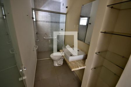 Casa à venda com 300m², 5 quartos e 3 vagas