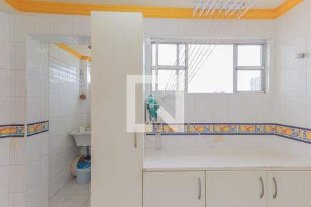 Apartamento para alugar com 142m², 3 quartos e 2 vagas Apartamento para alugar com 142m², 3 quartos e 2 vagasLavanderia
