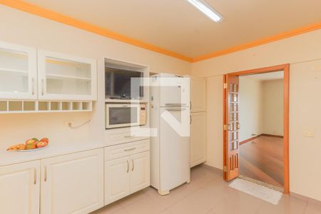 Apartamento para alugar com 142m², 3 quartos e 2 vagas Apartamento para alugar com 142m², 3 quartos e 2 vagasCozinha