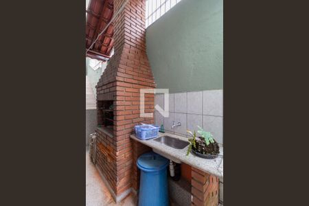 Casa à venda com 300m², 2 quartos e 1 vagaCasa 1 -Churrasqueira