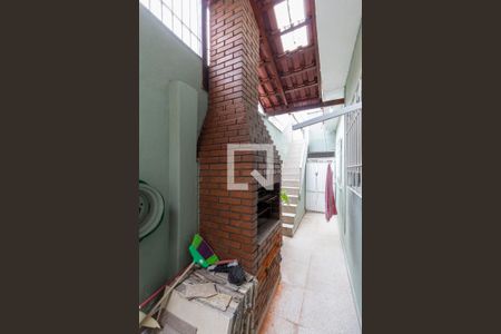 Casa à venda com 300m², 2 quartos e 1 vagaCasa 1 -Churrasqueira