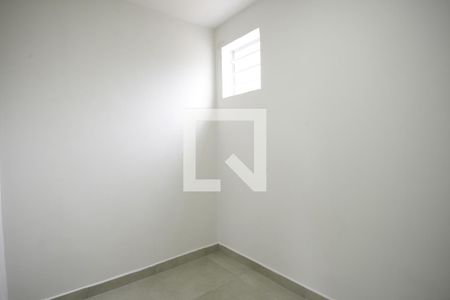 Quarto 1 de casa de condomínio para alugar com 2 quartos, 35m² em Jardim Patente, São Paulo