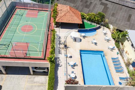Apartamento para alugar com 65m², 2 quartos e 1 vaga Apartamento para alugar com 65m², 2 quartos e 1 vagaÁrea comum - Piscina