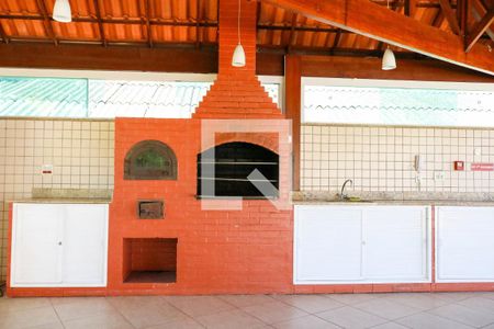 Apartamento para alugar com 65m², 2 quartos e 1 vaga Apartamento para alugar com 65m², 2 quartos e 1 vagaÁrea comum - Churrasqueira