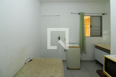 Quarto de casa para alugar com 1 quarto, 20m² em Vila Gomes, São Paulo