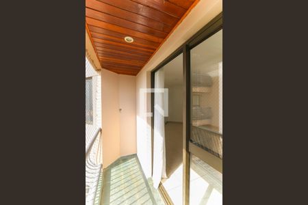 Varanda da Sala de apartamento para alugar com 2 quartos, 74m² em Jardim Maria Rosa, Taboão da Serra