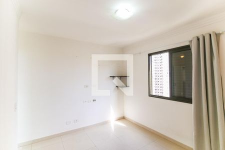 Quarto 1 de apartamento para alugar com 2 quartos, 74m² em Jardim Maria Rosa, Taboão da Serra