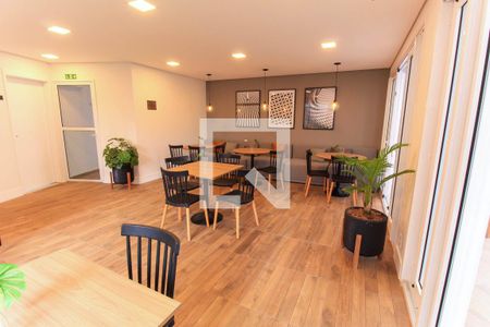 Apartamento à venda com 38m², 2 quartos e sem vagaÁrea comum