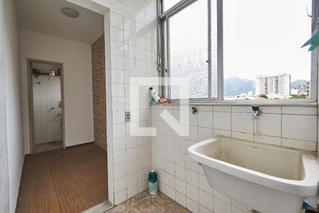 Apartamento à venda com 60m², 2 quartos e 1 vagaÁrea de Serviço