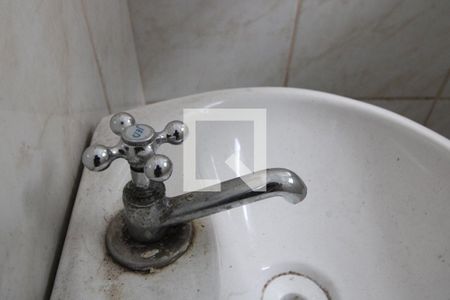 Banheiro de casa para alugar com 1 quarto, 18m² em Cidade Patriarca, São Paulo