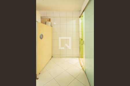 Casa à venda com 393m², 3 quartos e 3 vagas Casa à venda com 393m², 3 quartos e 3 vagasAcesso - Garagem 2