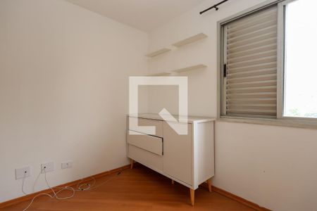 Apartamento à venda com 67m², 3 quartos e 2 vagasQuarto 2