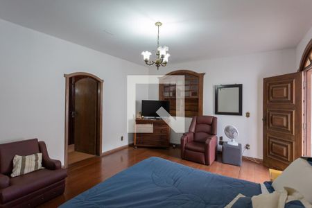 Casa à venda com 752m², 8 quartos e 5 vagasSuíte