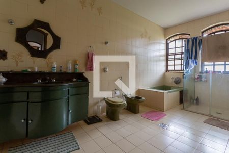 Casa à venda com 752m², 8 quartos e 5 vagasBanheiro