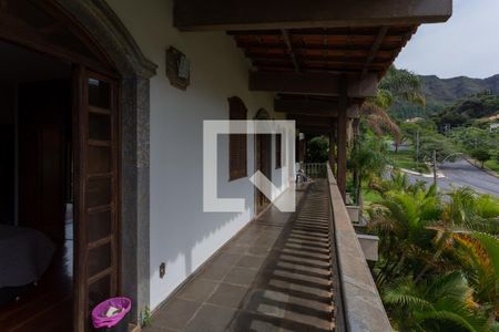 Casa à venda com 752m², 8 quartos e 5 vagasSuíte 3