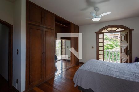 Casa à venda com 752m², 8 quartos e 5 vagasQuarto 1