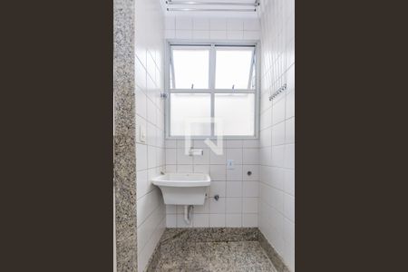 Apartamento para alugar com 70m², 3 quartos e 1 vagaÁrea de Serviço