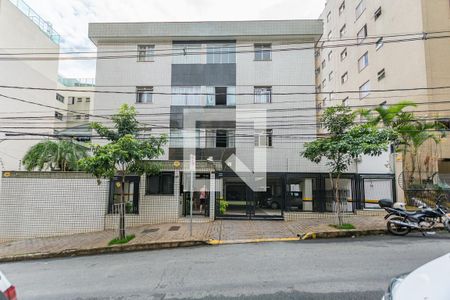Apartamento para alugar com 70m², 3 quartos e 1 vagaFachada