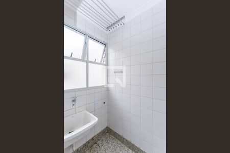 Apartamento para alugar com 70m², 3 quartos e 1 vagaÁrea de Serviço