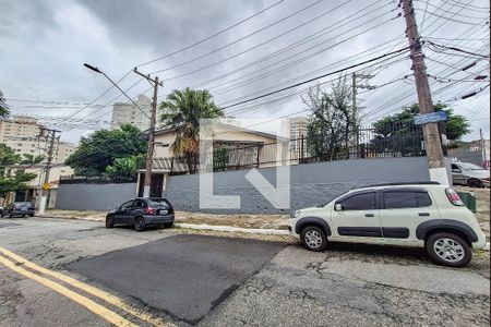 Casa à venda com 145m², 2 quartos e 4 vagasFachada