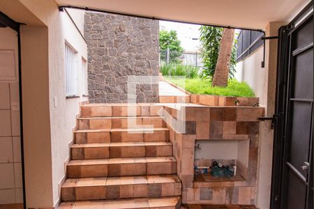 Casa à venda com 145m², 2 quartos e 4 vagasGaragem