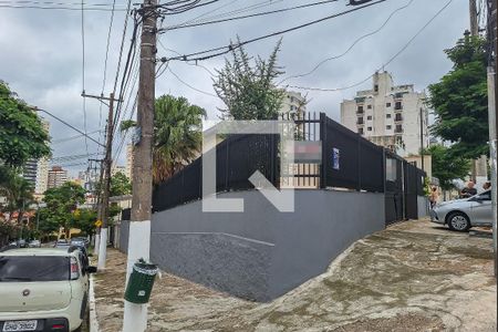 Casa à venda com 145m², 2 quartos e 4 vagasFachada