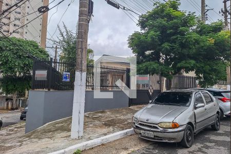 Casa à venda com 145m², 2 quartos e 4 vagasFachada