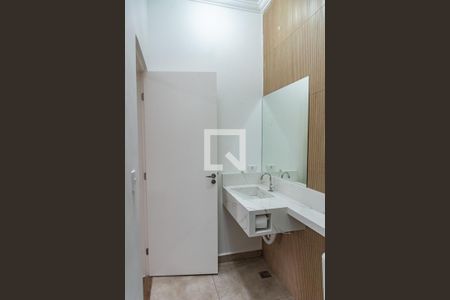 Casa à venda com 145m², 2 quartos e 4 vagasBanheiro da suíte