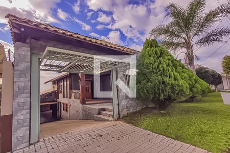 Casa para alugar com 105m², 2 quartos e 2 vagasFachada
