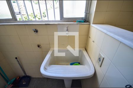Apartamento à venda com 70m², 2 quartos e 1 vagaÁrea de Serviço