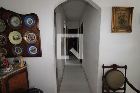 Corredor de apartamento à venda com 3 quartos, 180m² em Irajá, Rio de Janeiro