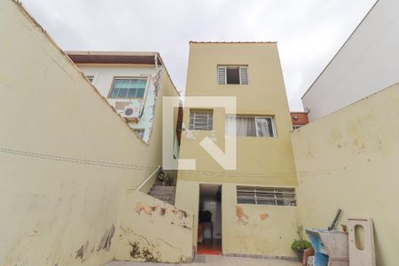 Casa à venda com 72m², 2 quartos e 1 vagaQuintal