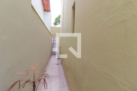 Casa à venda com 72m², 2 quartos e 1 vagaQuintal