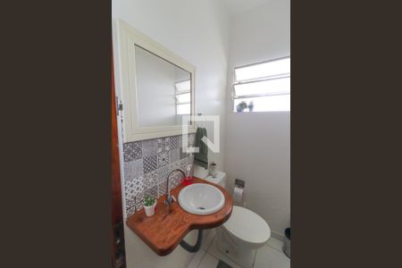 Casa à venda com 72m², 2 quartos e 1 vagaBanheiro 2