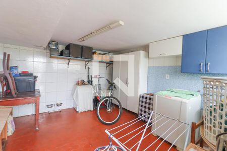 Casa à venda com 72m², 2 quartos e 1 vagaQuintal