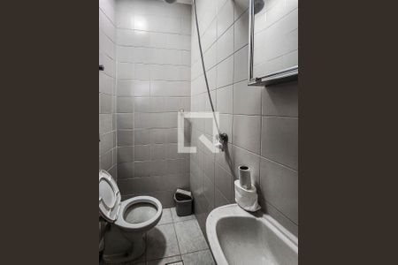 Apartamento para alugar com 400m², 5 quartos e 2 vagasBanheiro de serviço