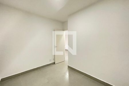 Quarto 2 de apartamento para alugar com 2 quartos, 50m² em Jardim do Lago Continuacao, Campinas