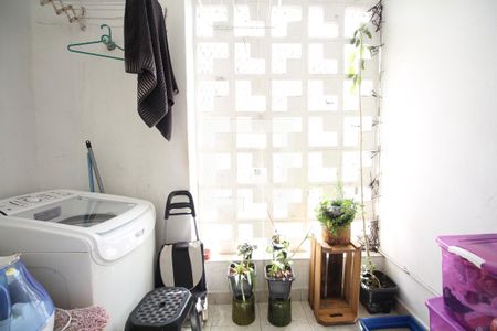 Apartamento à venda com 65m², 1 quarto e sem vagaÁrea de Serviço