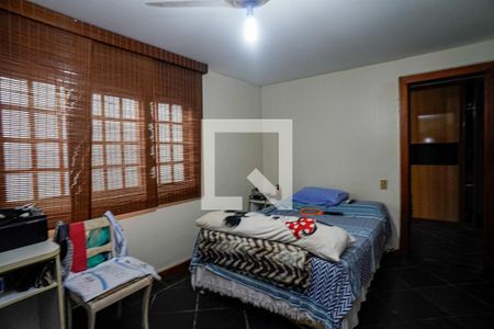 Casa à venda com 220m², 5 quartos e 2 vagas Casa à venda com 220m², 5 quartos e 2 vagasQuarto 2