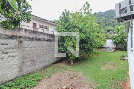 Casa à venda com 600m², 2 quartos e 3 vagasÁrea externa
