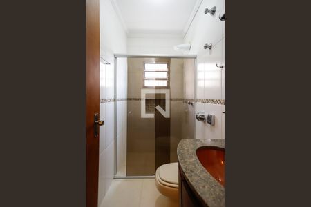 Banheiro da Suíte 1 de casa à venda com 3 quartos, 180m² em Jardim Esmeralda, São Paulo