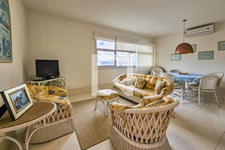 Sala de apartamento para alugar com 3 quartos, 118m² em Balneario Guarujá, Guarujá