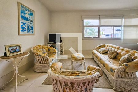 Sala de apartamento para alugar com 3 quartos, 118m² em Balneario Guarujá, Guarujá