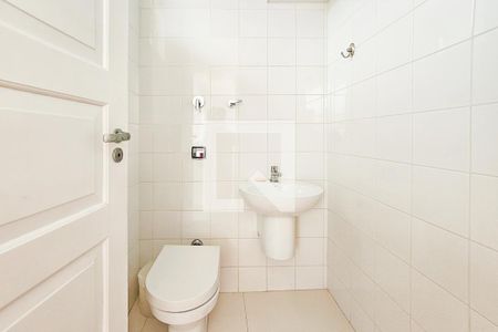 Apartamento para alugar com 118m², 3 quartos e 2 vagas Apartamento para alugar com 118m², 3 quartos e 2 vagasÁrea de serviço