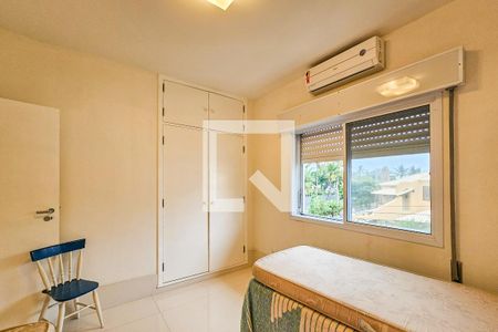 Quarto 1 de apartamento para alugar com 3 quartos, 118m² em Balneario Guarujá, Guarujá