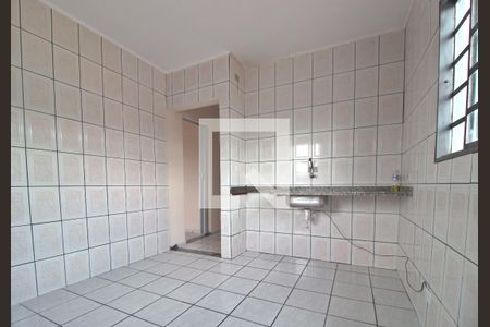 Casa para alugar com 100m², 2 quartos e 2 vagas Casa para alugar com 100m², 2 quartos e 2 vagasCozinha