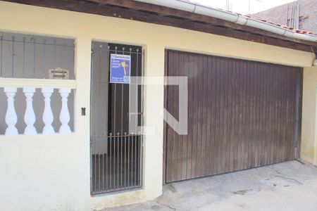 Casa para alugar com 100m², 2 quartos e 2 vagas Casa para alugar com 100m², 2 quartos e 2 vagasFachada