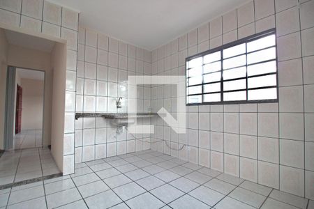 Casa para alugar com 100m², 2 quartos e 2 vagas Casa para alugar com 100m², 2 quartos e 2 vagasCozinha