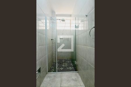 Banheiro de apartamento para alugar com 1 quarto, 42m² em Centro, Campinas